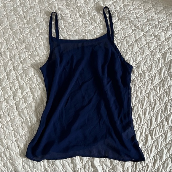 blue floral quarter sleeve open back top🌟 - Picture 8 of 9